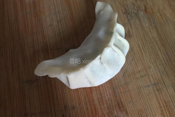 香菜猪肉饺子的做法图解4