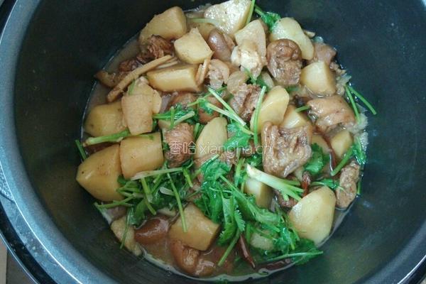 猪蹄焖土豆的做法图解4