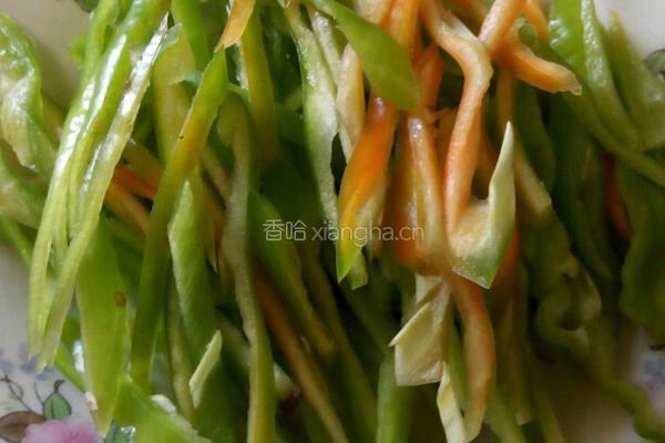 尖椒肉片丝的做法图解3