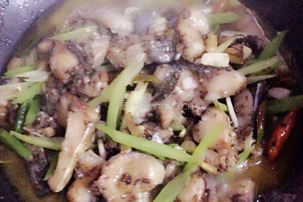 煎花鲢鱼的做法图解5