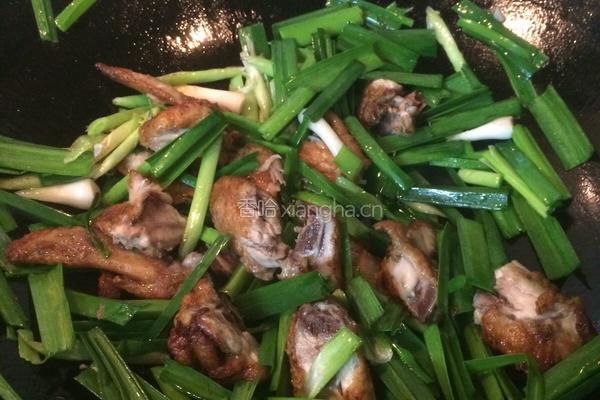 蒜香鸡翅的做法图解10