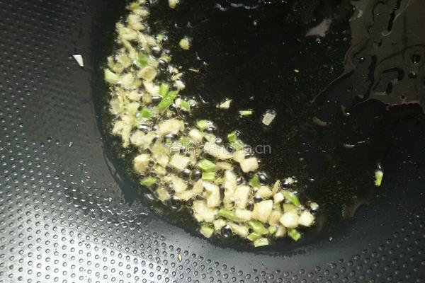 鸡蛋西红柿拌汤的做法图解3