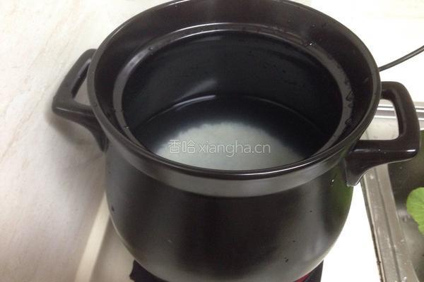 蜜枣红薯粥的做法图解3