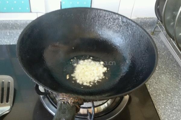 蒜香荷兰豆的做法图解2