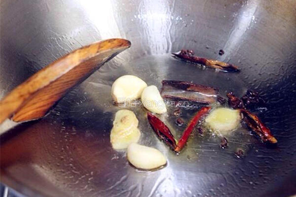 西红柿炖牛腩的做法图解6