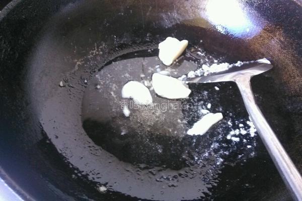 翡翠黄金炒饭的做法图解3