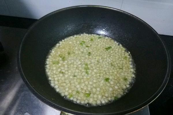 红提炒玉米的做法图解4