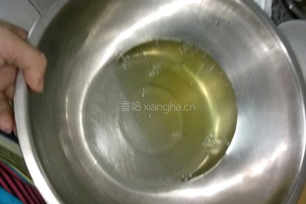 纸杯蛋糕（烤箱）的做法图解3