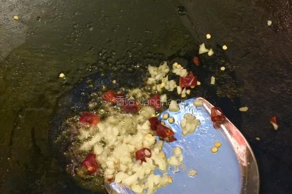 洋葱黄瓜小炒肉的做法图解6