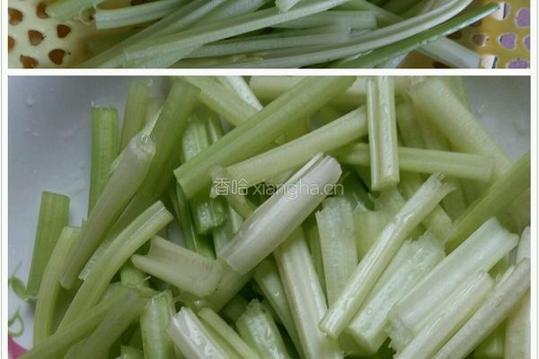 芹菜香菇炒萝卜干的做法图解4