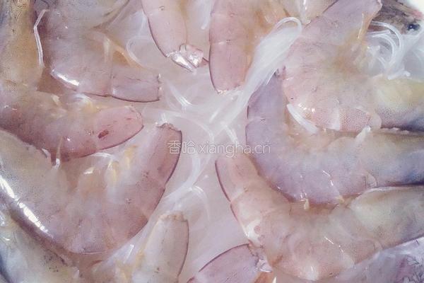 蒜蓉粉丝蒸虾的做法图解5
