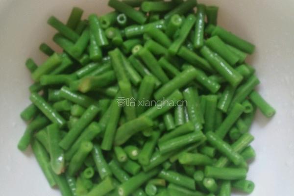 孜然豇豆的做法图解2