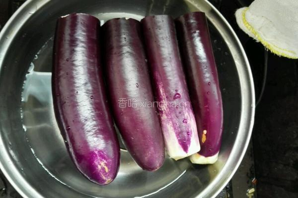 糖醋茄子的做法图解2