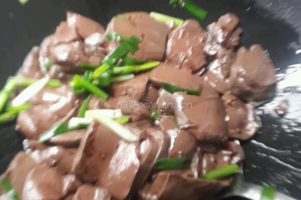 葱烧猪红的做法图解3