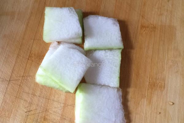 蒜片煎冬瓜的做法图解1