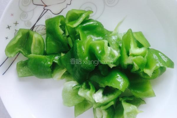 杏鲍菇小炒肉的做法图解2