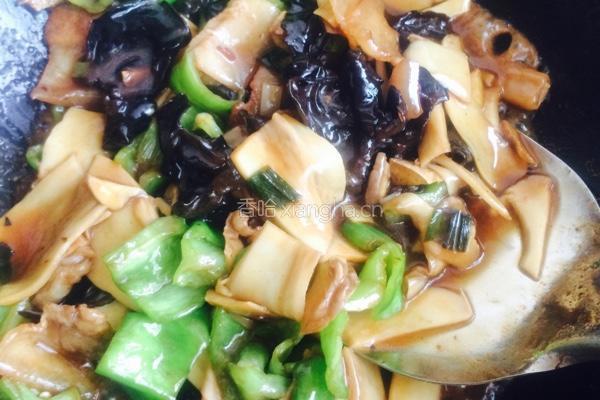 杏鲍菇小炒肉的做法图解10