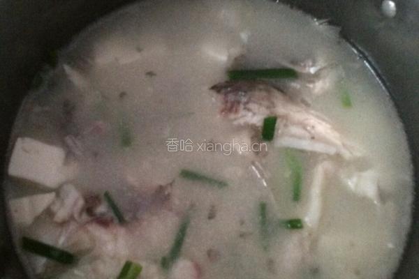鲫鱼豆腐汤
