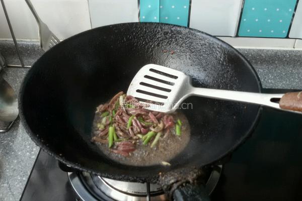 熏干芹菜的做法图解3