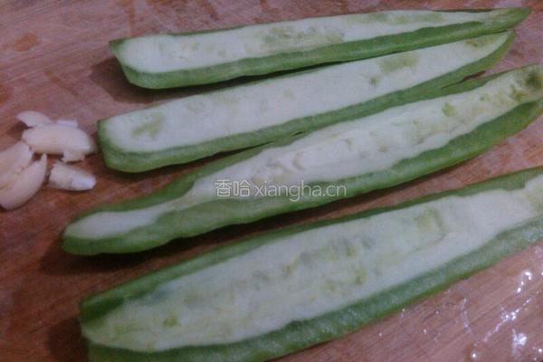 苦瓜炒鸡蛋的做法图解4