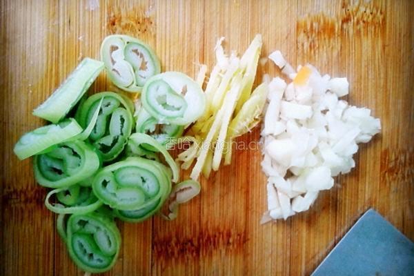 蒜苔版鱼香肉丝的做法图解4