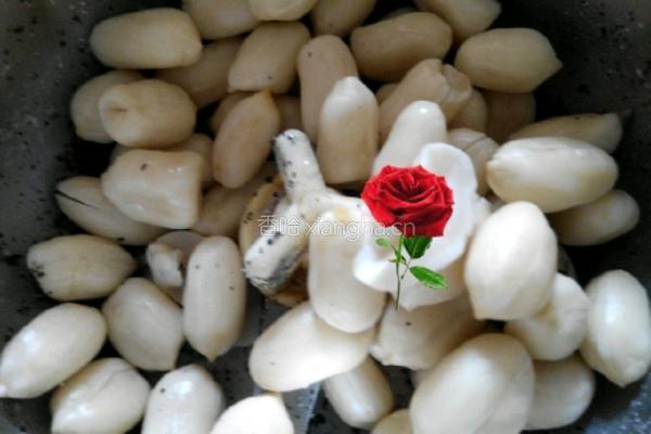 西米芝麻花生卷的做法图解6