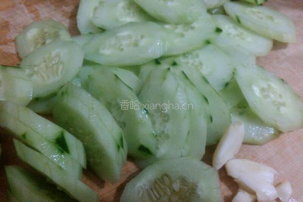 虾米炒青瓜的做法图解6