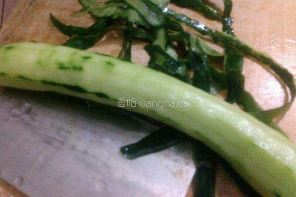 虾米炒青瓜的做法图解5