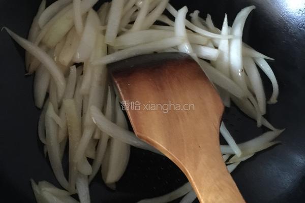 鸡蛋炒洋葱的做法图解5