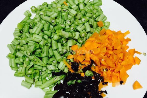 肉末丁炒豆角的做法图解5