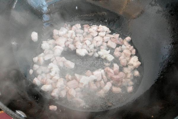 肉丁土豆丝的做法图解2