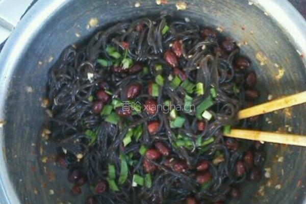酸辣蕨根粉的做法图解5