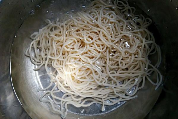 黄瓜丝打卤面的做法图解9