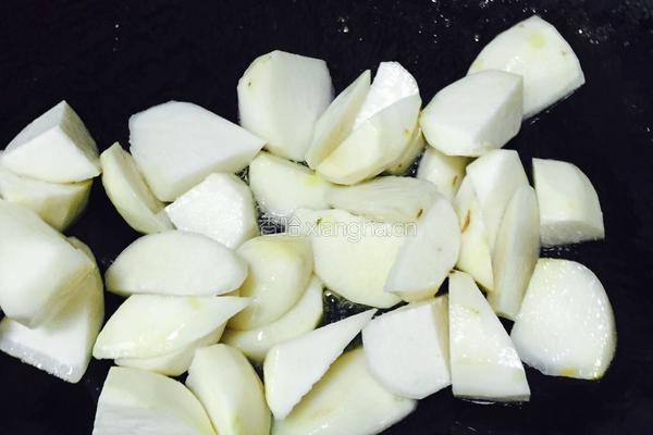 芋头烧豆腐的做法图解5