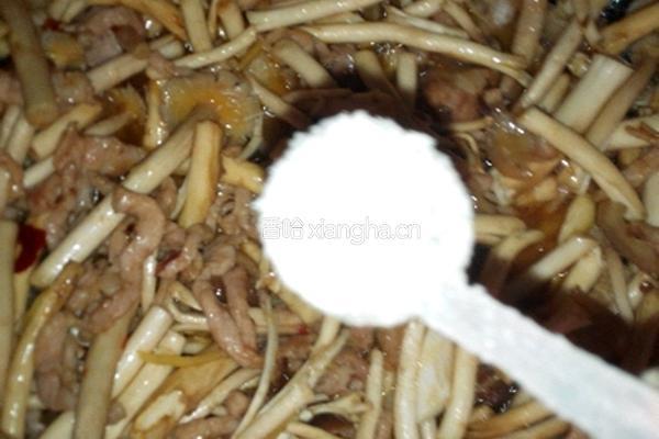 茶树菇炒肉丝的做法图解5