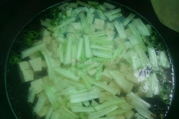 小白菜豆腐汤的做法图解4