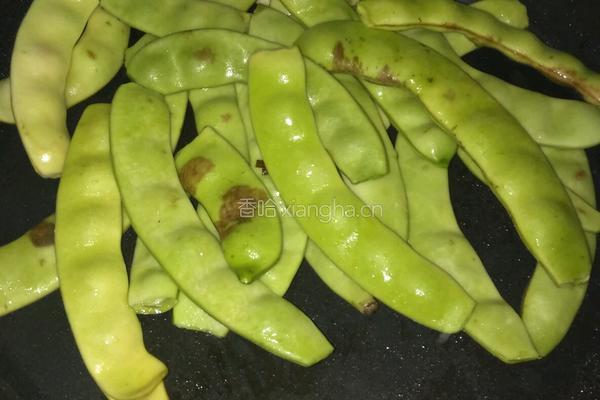 豆角茄子焖面的做法图解4