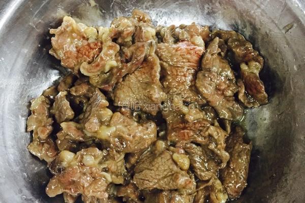 草菇炒牛肉的做法图解5