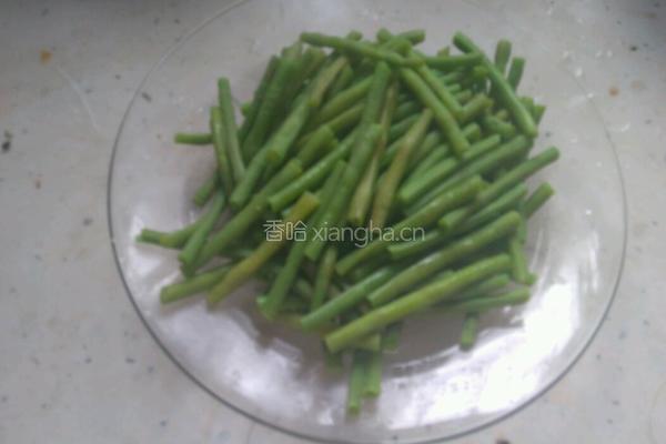 蒜蓉缸豆的做法图解2