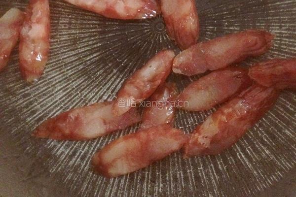 （异国风情）荷兰豆炒腊肠的做法图解3