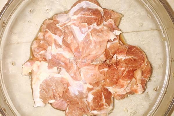 小炒黄牛肉的做法图解1