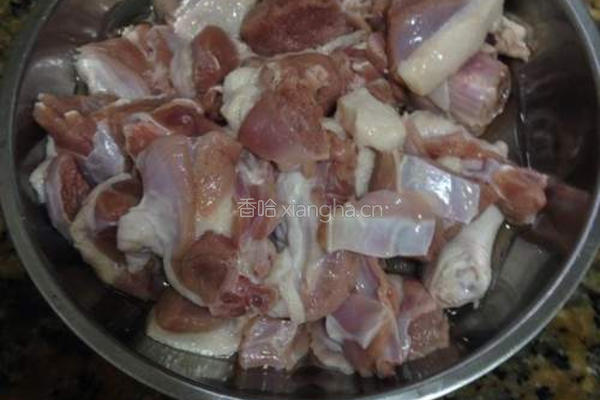 香菇洋葱焖鸭的做法图解1