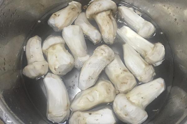 刺生松茸菌的做法图解3