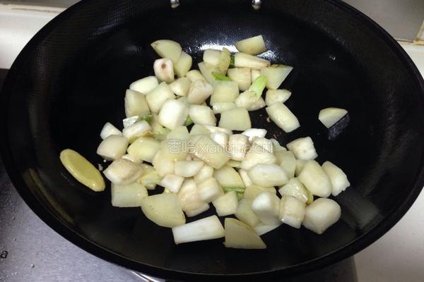 茄子炖土豆的做法图解7
