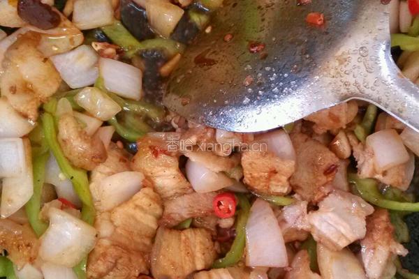 五花肉炒洋葱的做法图解6