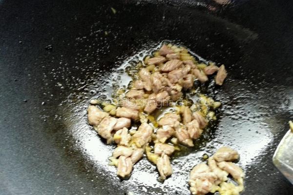 秋葵小炒肉的做法图解8