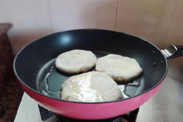 葱香肉饼的做法图解7