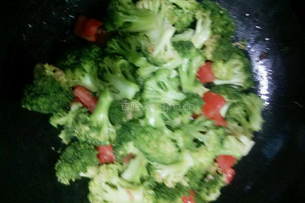 西兰花炒番茄的做法图解5
