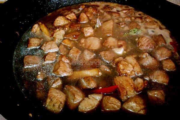 红烧肉炖土豆的做法图解6
