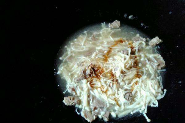 金针菇炒肉的做法图解4